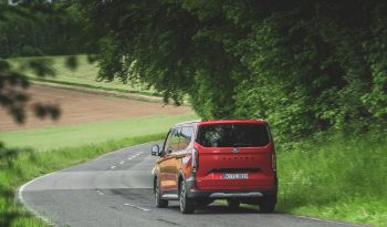 Ford Tourneo Custom full