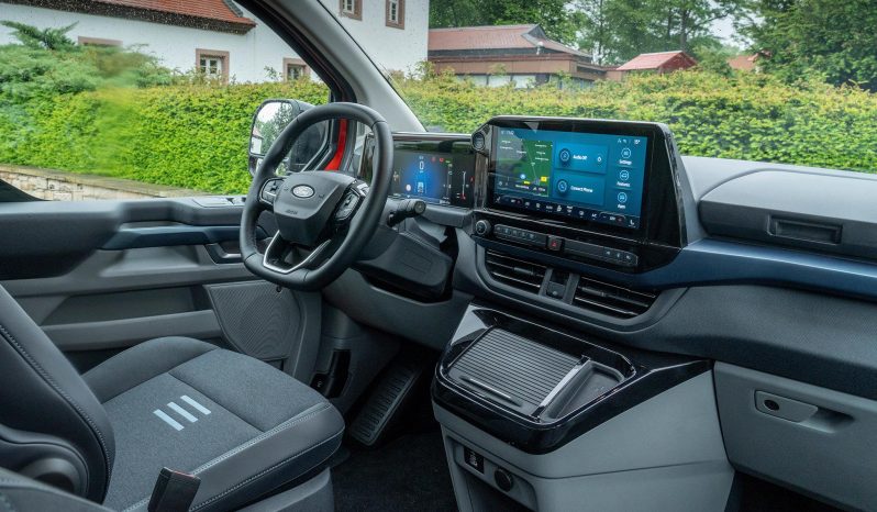 Ford Tourneo Custom full