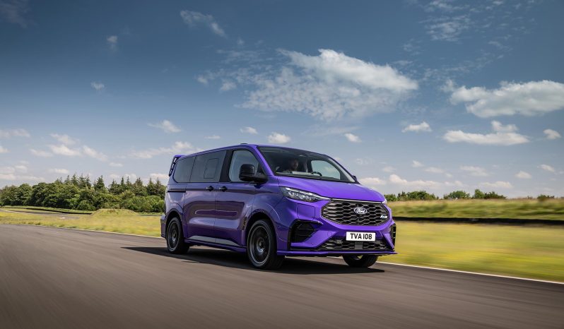 Ford Tourneo Custom full