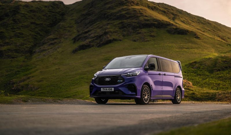 Ford Tourneo Custom full