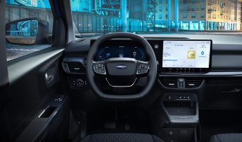 Ford Transit Courier full