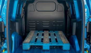 Ford Transit Courier full