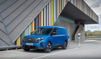 Ford E-Transit Courier full