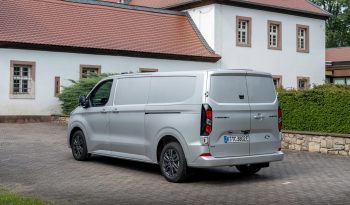 Ford Transit Custom full