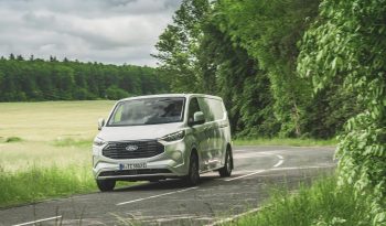 Ford Transit Custom full