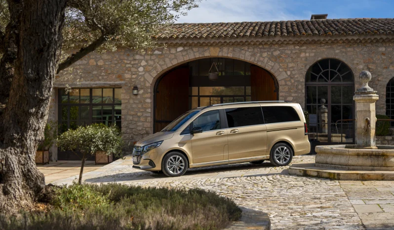 Mercedes EQV full