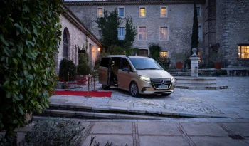 Mercedes EQV full