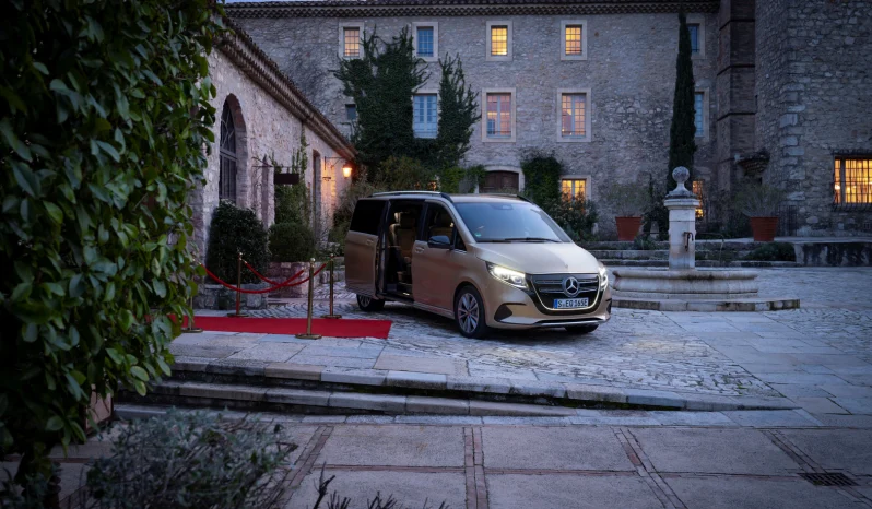 Mercedes EQV full