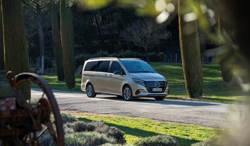 Mercedes EQV full