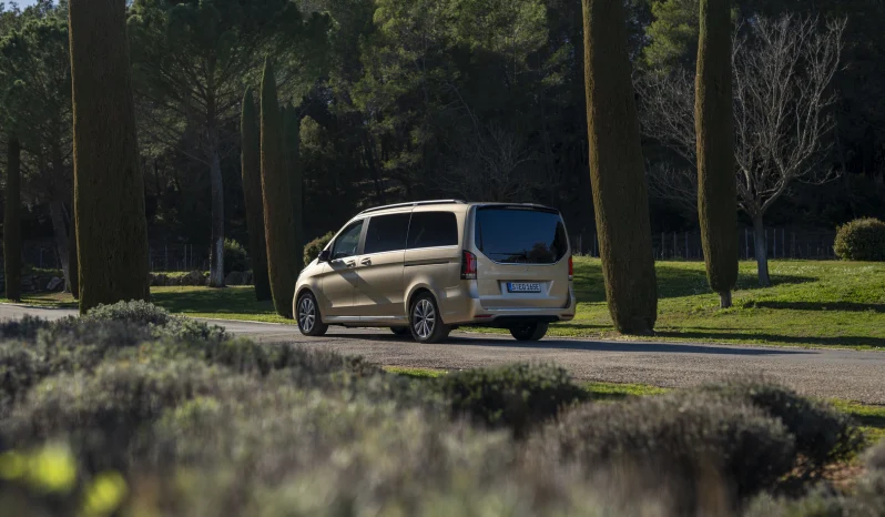 Mercedes EQV full