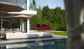 Mercedes EQV full