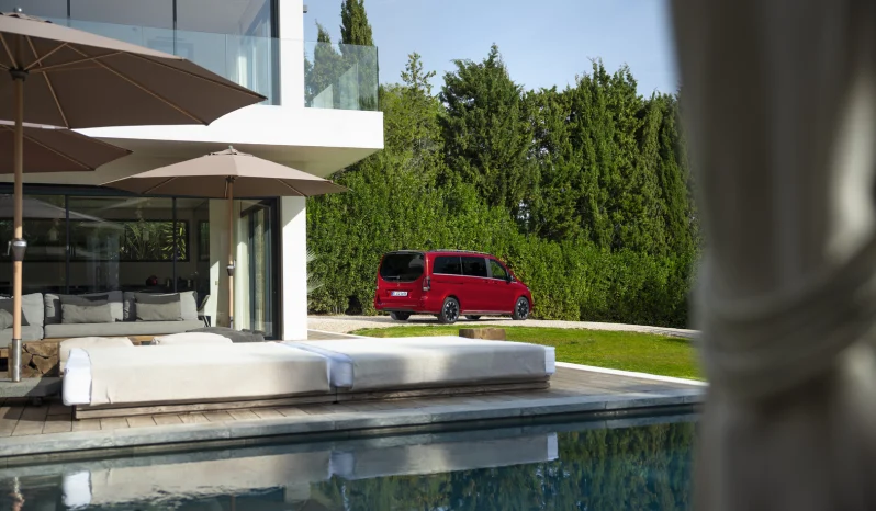 Mercedes EQV full