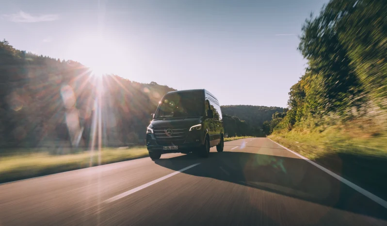 Mercedes Sprinter Tourer full
