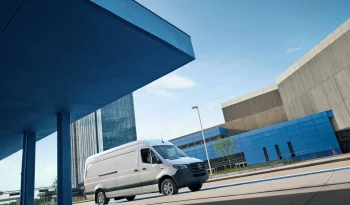 Mercedes Sprinter Furgón Eléctrico full