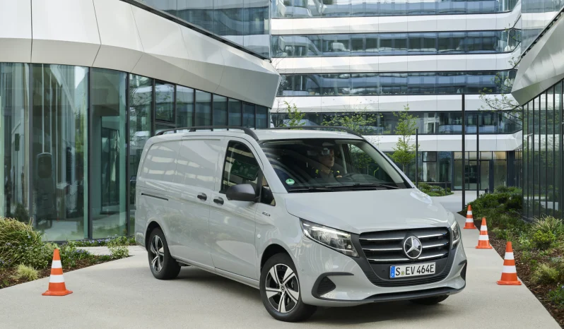 Mercedes Vito Furgón Eléctrica full