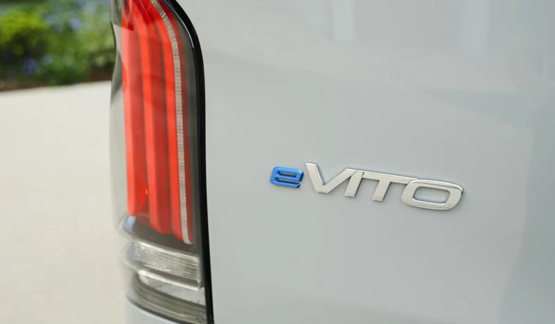 Mercedes Vito Furgón Eléctrica full