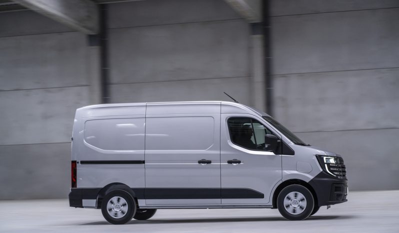 Nissan Interstar Eléctrica full