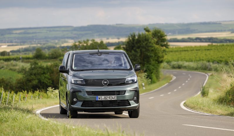 Opel Zafira Electric full