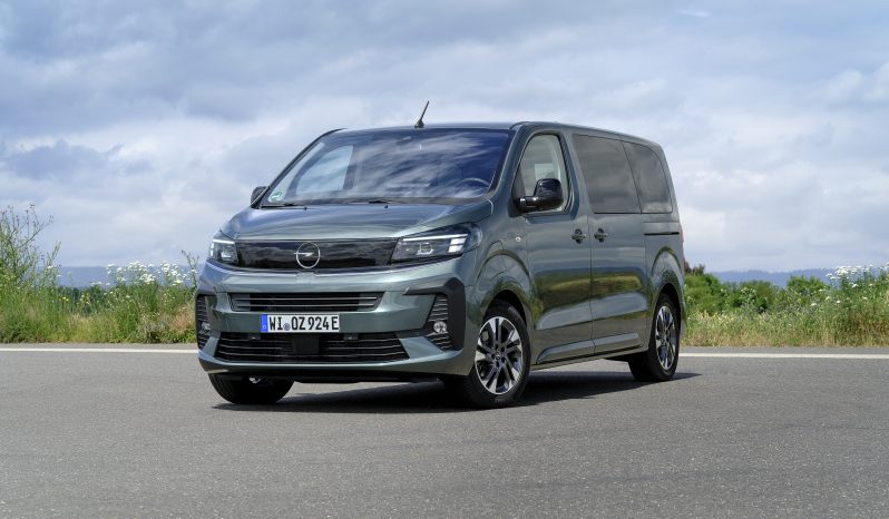 Opel Zafira Electric full
