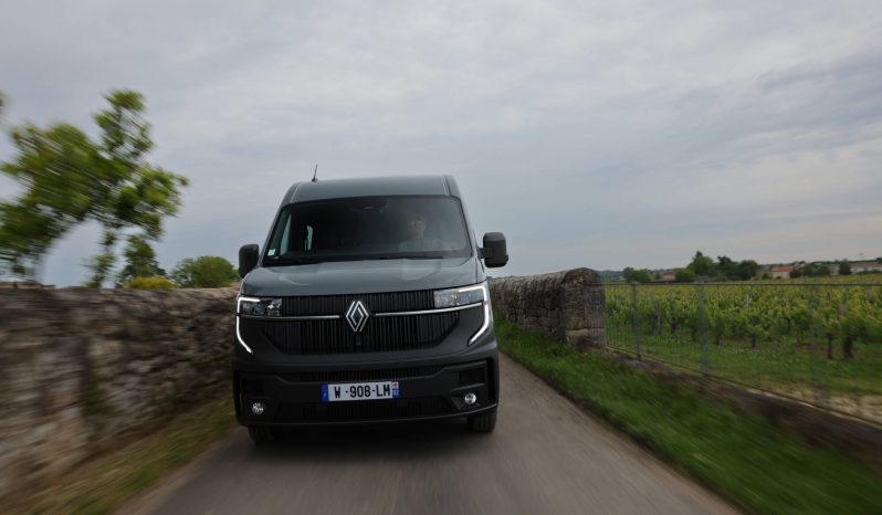 Renault Master full
