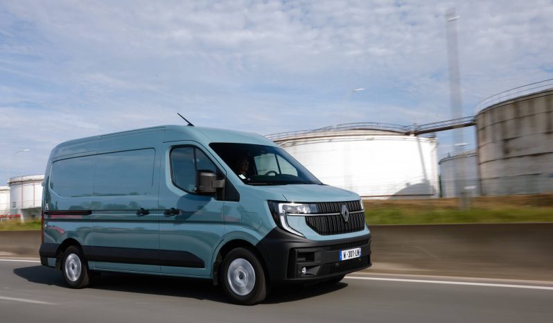 Renault Master full