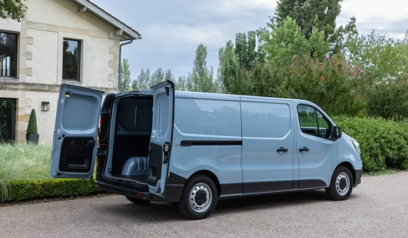 Renault Trafic Furgón E-Tech full