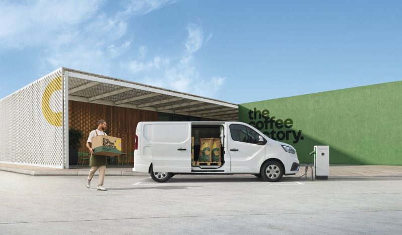 Renault Trafic Furgón full