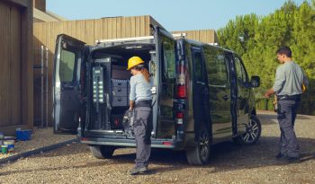 Renault Trafic Furgón full