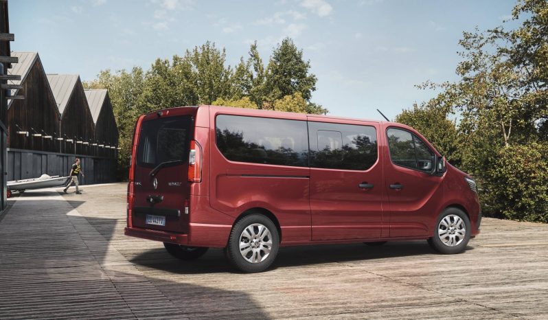 Renault Trafic Combi full