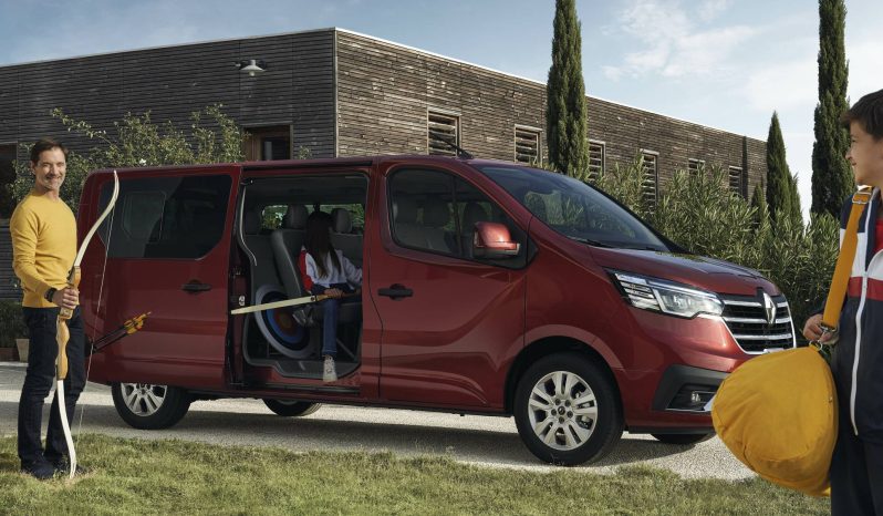 Renault Trafic Combi full