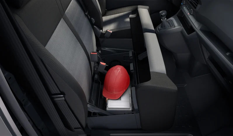 Toyota Proace full