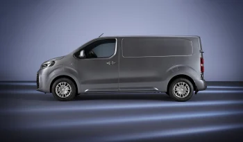 Toyota Proace full