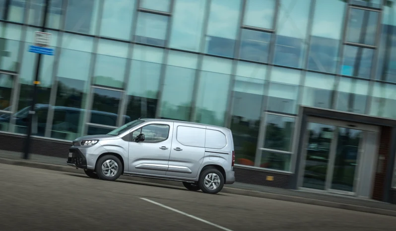 Toyota Proace City full