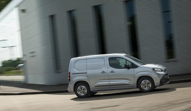 Toyota Proace City full
