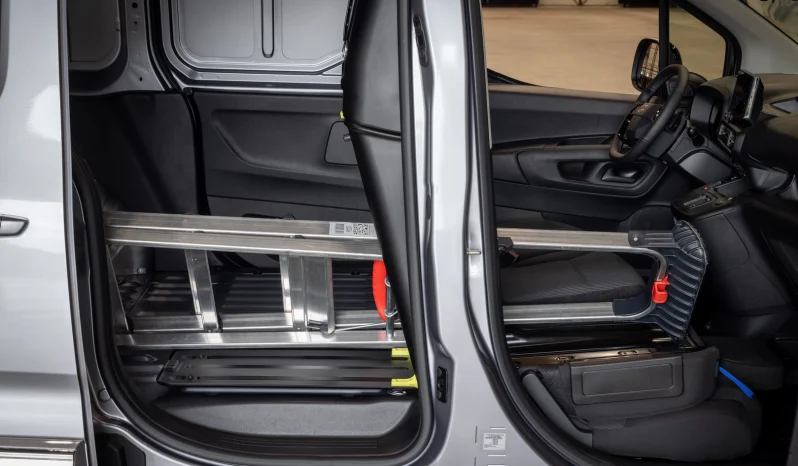 Toyota Proace City full