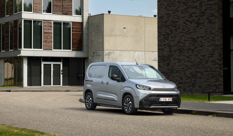 Toyota Proace City full