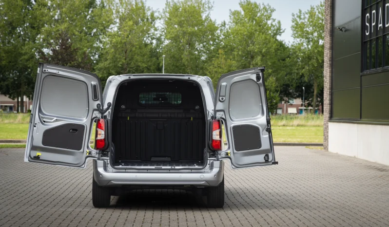 Toyota Proace City full