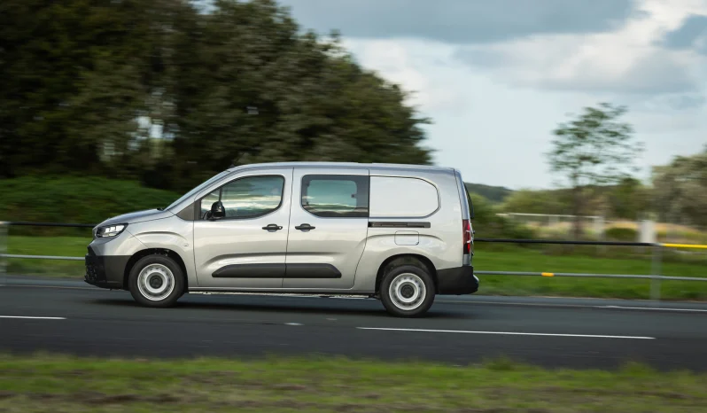 Toyota Proace City full