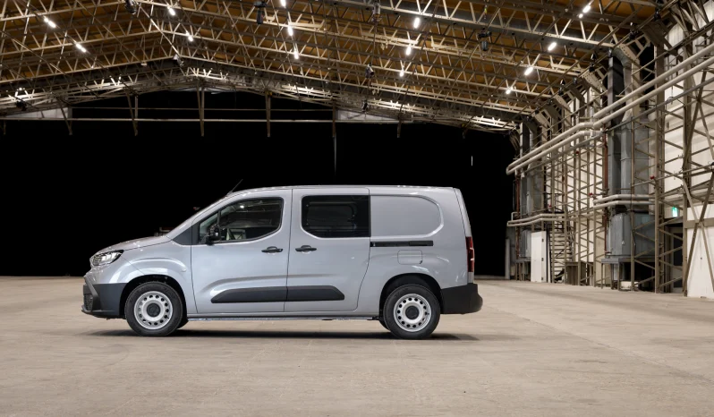 Toyota Proace City full