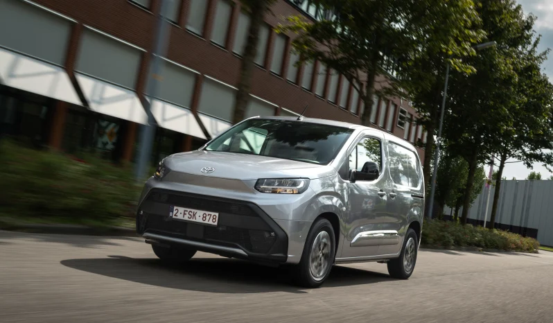 Toyota Proace City full