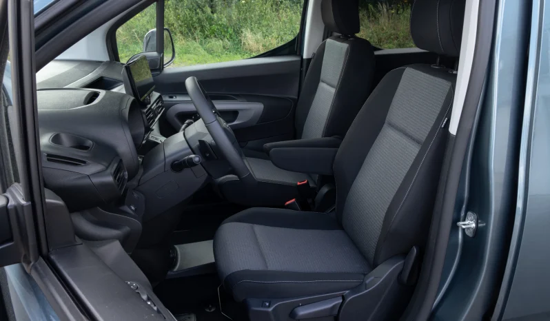 Toyota Proace City Verso full