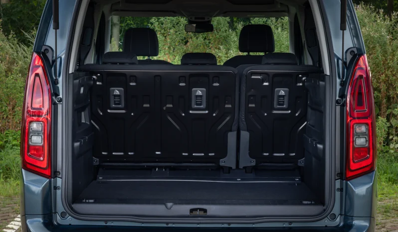 Toyota Proace City Verso full