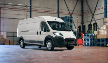 Toyota Proace Max full
