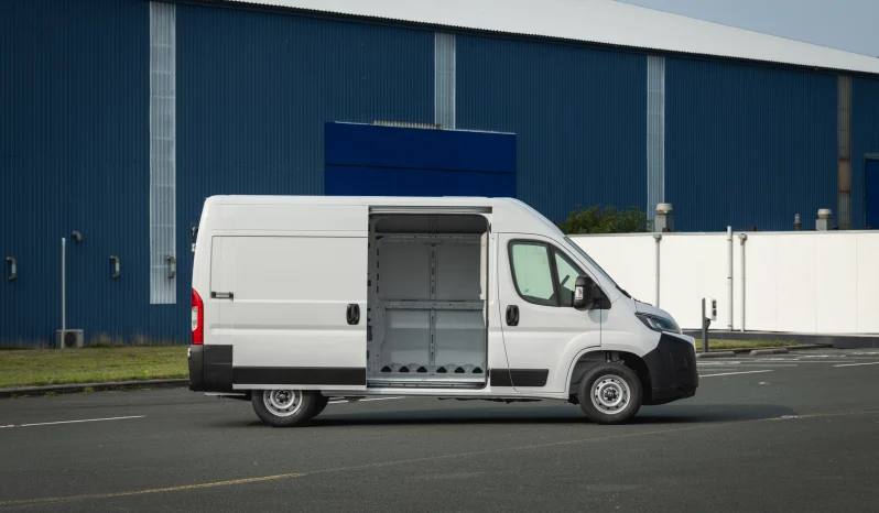 Toyota Proace Max full