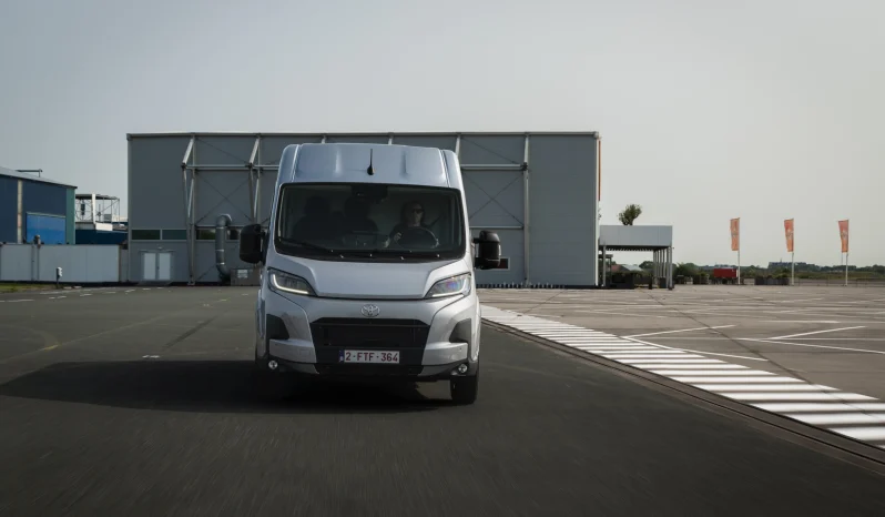Toyota Proace Max Electric full