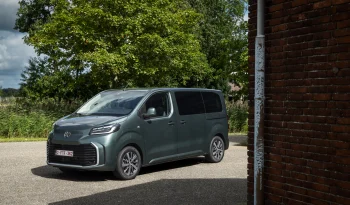 Toyota Proace Verso full