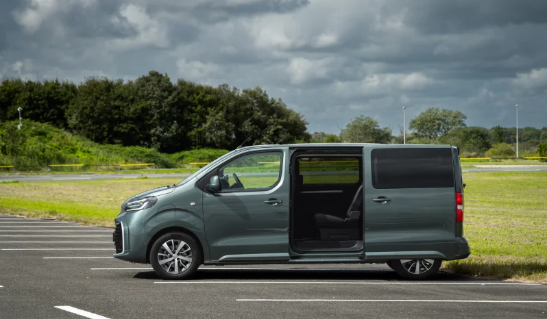 Toyota Proace Verso full