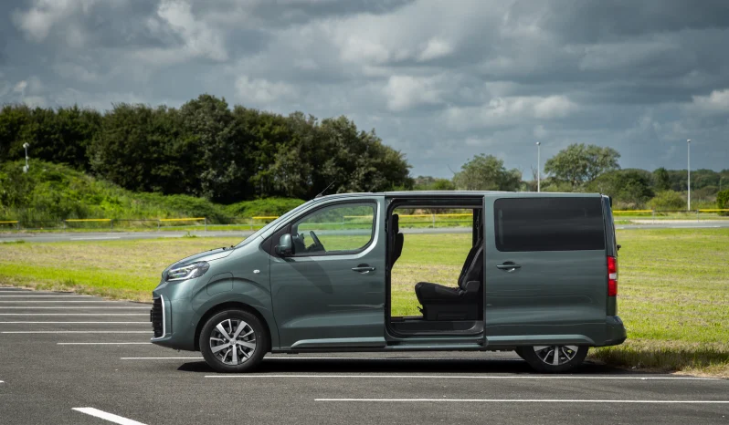 Toyota Proace Verso full