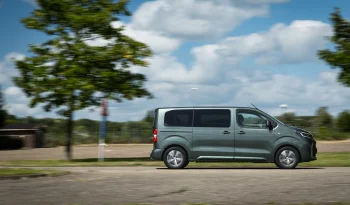 Toyota Proace Verso full