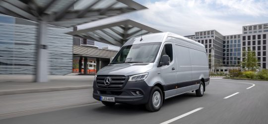 Mercedes-Benz eSprinter: análisis del gran furgón eléctrico que apunta a flotas exigentes